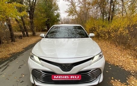 Toyota Camry, 2019 год, 3 550 000 рублей, 1 фотография
