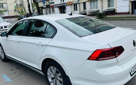 Volkswagen Passat B8 рестайлинг, 2021 год, 2 500 000 рублей, 6 фотография