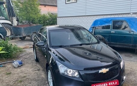 Chevrolet Cruze II, 2011 год, 790 000 рублей, 2 фотография