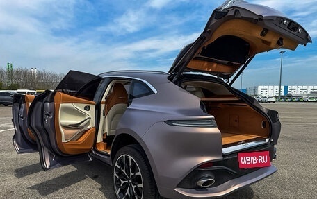 Aston Martin DBX I, 2021 год, 21 000 000 рублей, 6 фотография