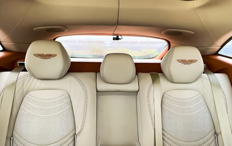 Aston Martin DBX I, 2021 год, 21 000 000 рублей, 25 фотография