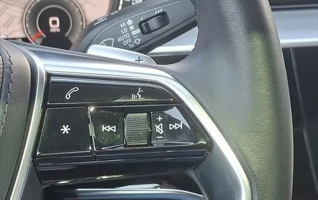 Audi A8, 2022 год, 7 088 210 рублей, 22 фотография