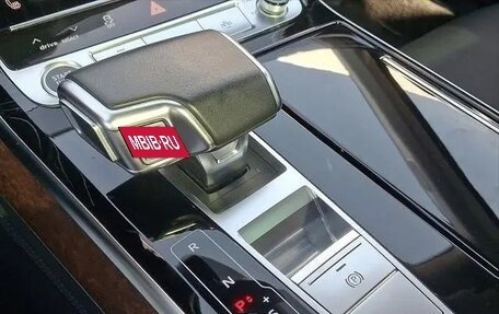 Audi A8, 2022 год, 7 088 210 рублей, 14 фотография