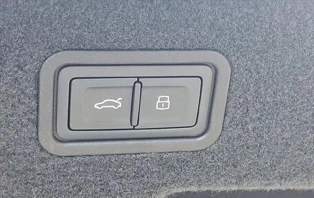 Audi A8, 2022 год, 7 088 210 рублей, 30 фотография