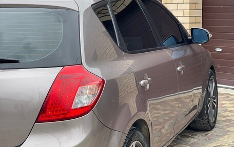 KIA cee'd I рестайлинг, 2011 год, 800 000 рублей, 11 фотография