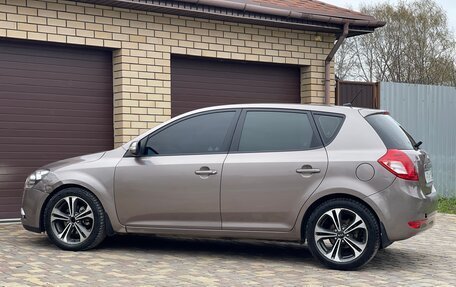 KIA cee'd I рестайлинг, 2011 год, 800 000 рублей, 12 фотография