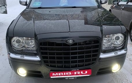 Chrysler 300C II, 2008 год, 1 300 000 рублей, 7 фотография
