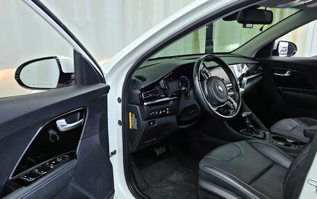 KIA Niro I, 2021 год, 1 600 000 рублей, 5 фотография