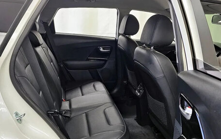 KIA Niro I, 2021 год, 1 600 000 рублей, 17 фотография