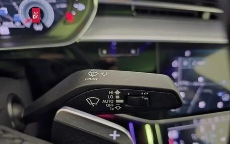 Audi A8, 2022 год, 7 109 000 рублей, 21 фотография