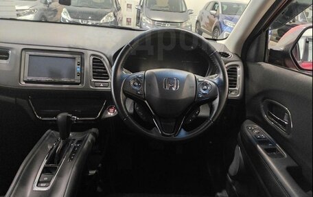 Honda Vezel, 2017 год, 1 900 000 рублей, 3 фотография