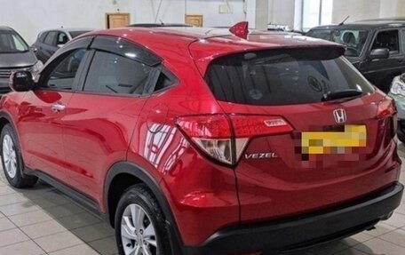 Honda Vezel, 2017 год, 1 900 000 рублей, 9 фотография