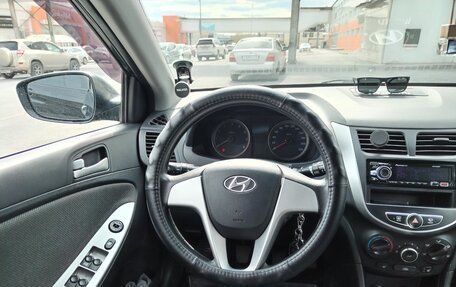 Hyundai Solaris II рестайлинг, 2012 год, 950 000 рублей, 26 фотография
