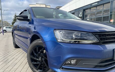 Volkswagen Jetta VI, 2018 год, 1 750 000 рублей, 2 фотография