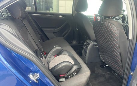 Volkswagen Jetta VI, 2018 год, 1 750 000 рублей, 15 фотография