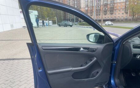 Volkswagen Jetta VI, 2018 год, 1 750 000 рублей, 20 фотография