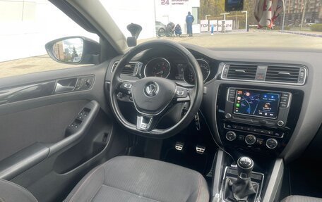 Volkswagen Jetta VI, 2018 год, 1 750 000 рублей, 21 фотография