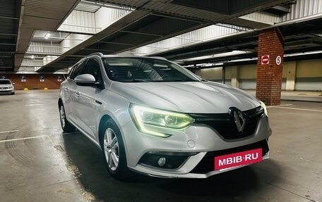 Renault Megane IV, 2018 год, 1 550 000 рублей, 12 фотография