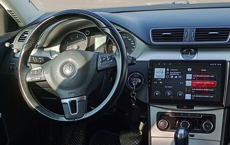 Volkswagen Passat B7, 2011 год, 1 035 000 рублей, 2 фотография