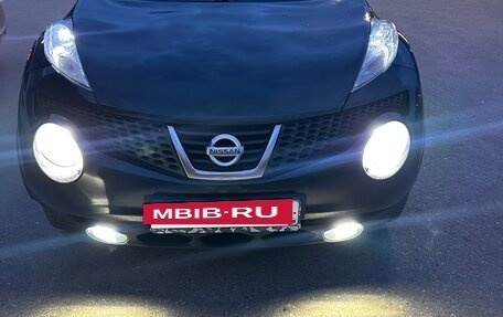 Nissan Juke II, 2013 год, 920 000 рублей, 3 фотография