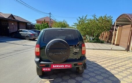 Chevrolet Niva I рестайлинг, 2004 год, 324 000 рублей, 2 фотография