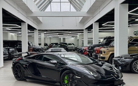 Lamborghini Aventador I рестайлинг, 2020 год, 55 000 000 рублей, 4 фотография
