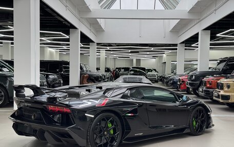 Lamborghini Aventador I рестайлинг, 2020 год, 55 000 000 рублей, 12 фотография