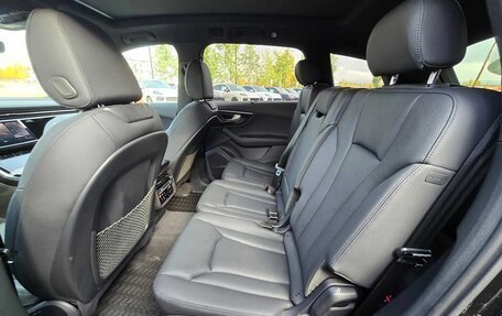 Audi Q7, 2022 год, 7 015 000 рублей, 33 фотография