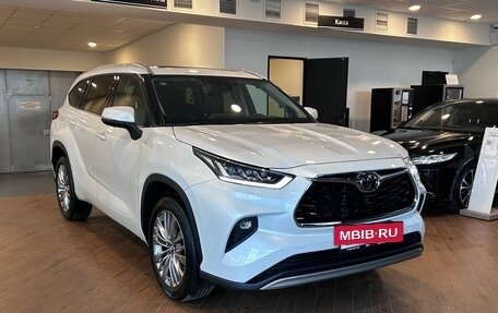Toyota Highlander, 2025 год, 6 600 000 рублей, 5 фотография