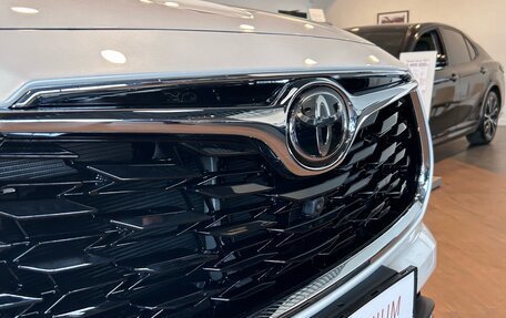 Toyota Highlander, 2025 год, 6 600 000 рублей, 8 фотография