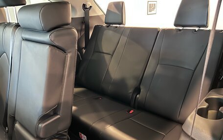 Toyota Highlander, 2025 год, 6 600 000 рублей, 24 фотография