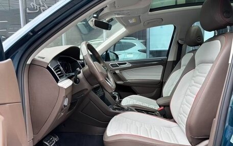 Volkswagen Tiguan II, 2022 год, 2 690 111 рублей, 7 фотография