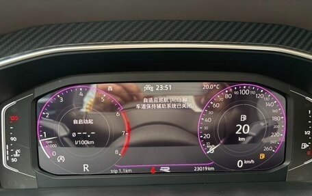 Volkswagen Tiguan II, 2022 год, 2 690 111 рублей, 10 фотография