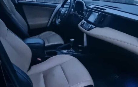 Toyota RAV4, 2017 год, 2 500 000 рублей, 9 фотография