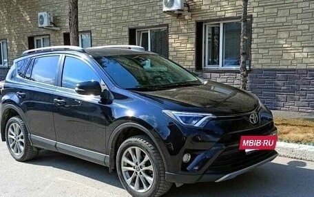 Toyota RAV4, 2017 год, 2 500 000 рублей, 7 фотография