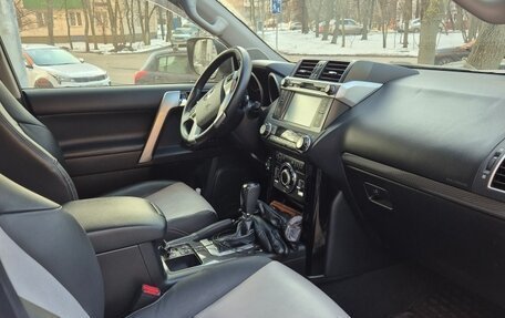 Toyota Land Cruiser Prado 150 рестайлинг 2, 2014 год, 4 200 000 рублей, 4 фотография
