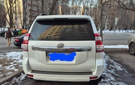 Toyota Land Cruiser Prado 150 рестайлинг 2, 2014 год, 4 200 000 рублей, 2 фотография