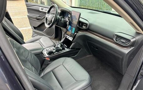 Ford Explorer VI, 2020 год, 2 390 600 рублей, 7 фотография