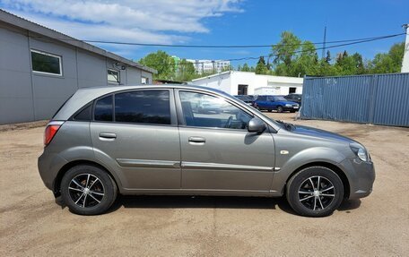 KIA Rio II, 2011 год, 650 000 рублей, 4 фотография