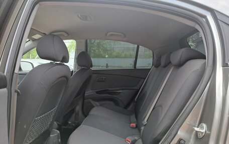 KIA Rio II, 2011 год, 650 000 рублей, 12 фотография