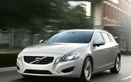 Volvo V60 I, 2011 год, 880 000 рублей, 1 фотография