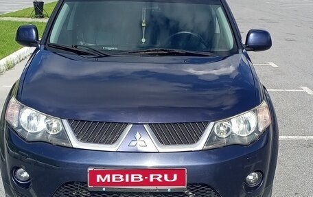 Mitsubishi Outlander III рестайлинг 3, 2007 год, 1 600 000 рублей, 1 фотография