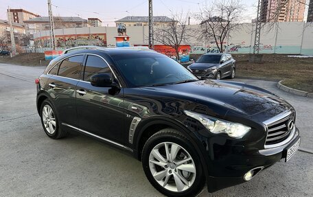 Infiniti QX70, 2016 год, 3 300 000 рублей, 2 фотография
