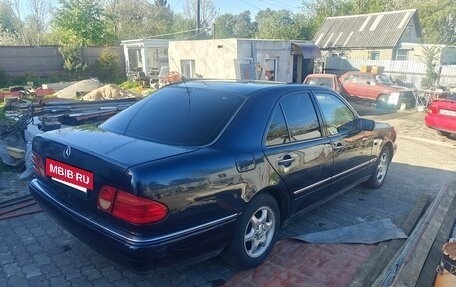 Mercedes-Benz E-Класс, 1997 год, 375 000 рублей, 7 фотография