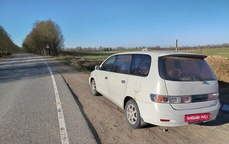 Toyota Gaia, 1999 год, 380 000 рублей, 2 фотография