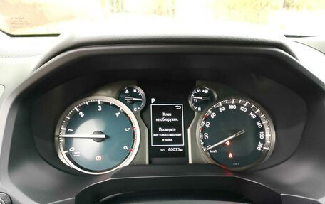 Toyota Land Cruiser Prado 150 рестайлинг 2, 2021 год, 6 766 650 рублей, 2 фотография