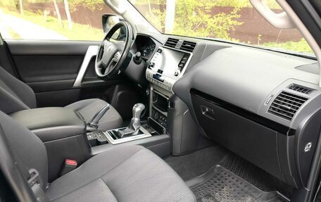 Toyota Land Cruiser Prado 150 рестайлинг 2, 2021 год, 6 766 650 рублей, 19 фотография