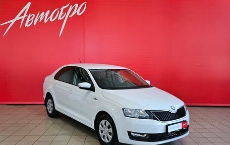 Skoda Rapid I, 2018 год, 949 000 рублей, 7 фотография
