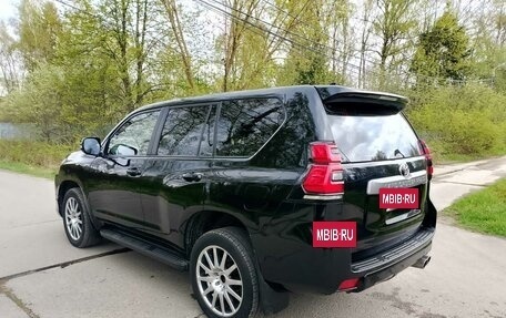 Toyota Land Cruiser Prado 150 рестайлинг 2, 2021 год, 6 766 650 рублей, 17 фотография