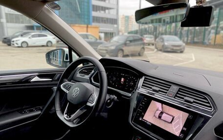 Volkswagen Tiguan II, 2022 год, 2 540 000 рублей, 10 фотография